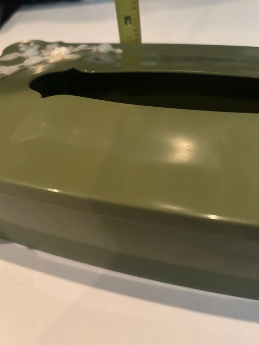 Schwarz Bros. Plastic Tissue Box. Olive green